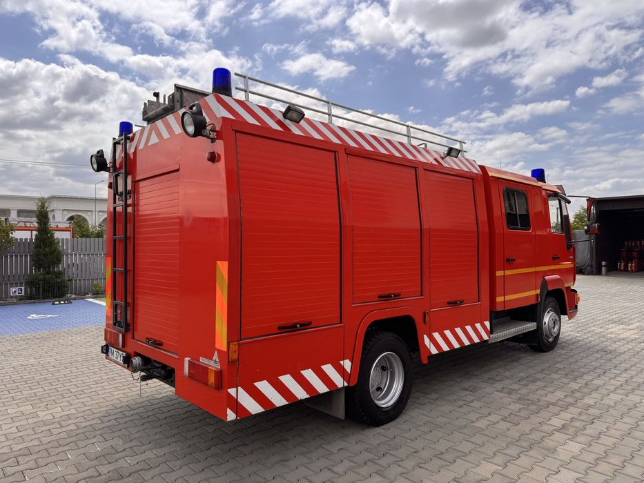 Masina de pompieri, an 2001, SVSU / SPSU , 3000 L