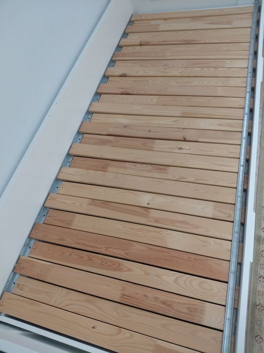 Продам кровать бу Икеа