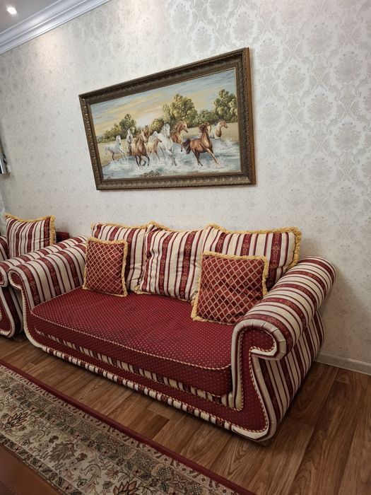Продается диван комплект