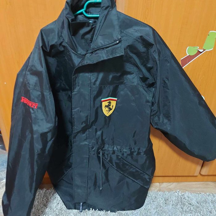 Geacă Ferrari De vanzare