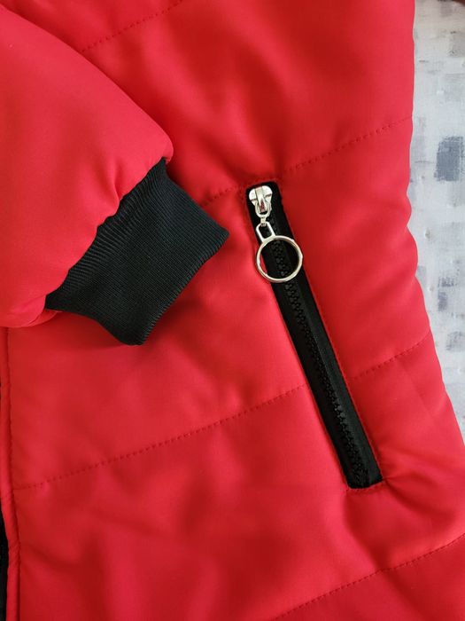 Продам куртку новую!