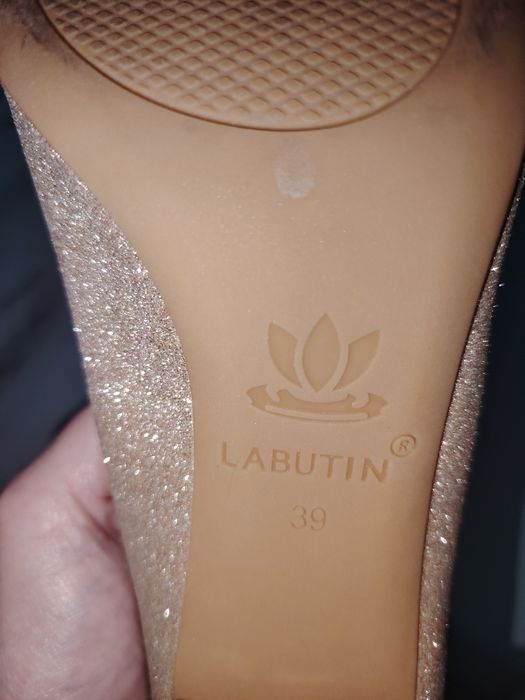 Туфли женские на выход.