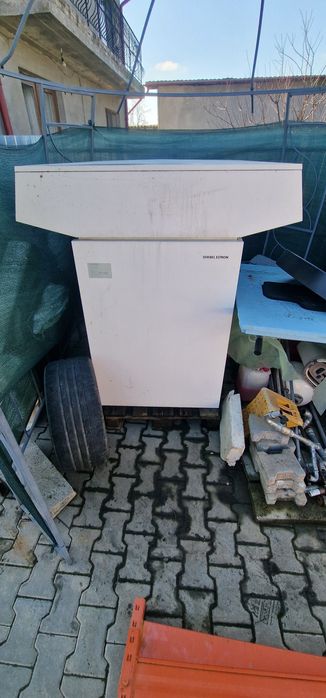 Vând pompe de căldură aer-apă Buderus, Viessmann, Mitsubishi Electric,