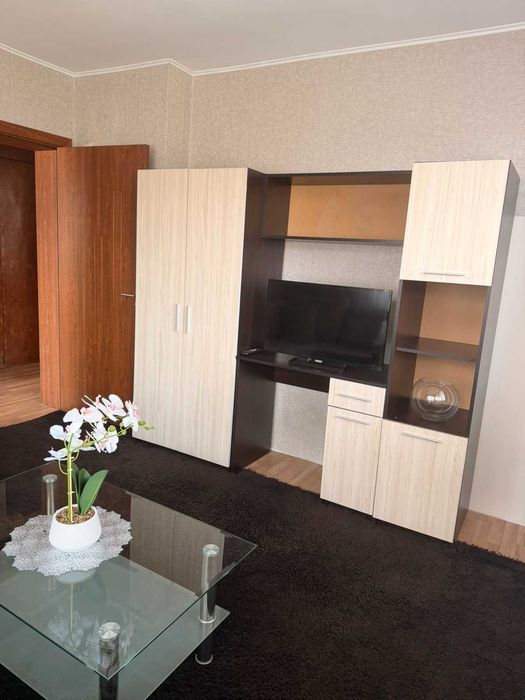 Дава се под наем Двустаен апартамент в Перник, Център - 65 кв.м за 398.82 € - Снимка #5