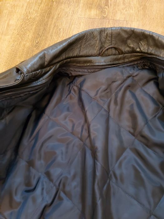 Geaca piele lucrata manual