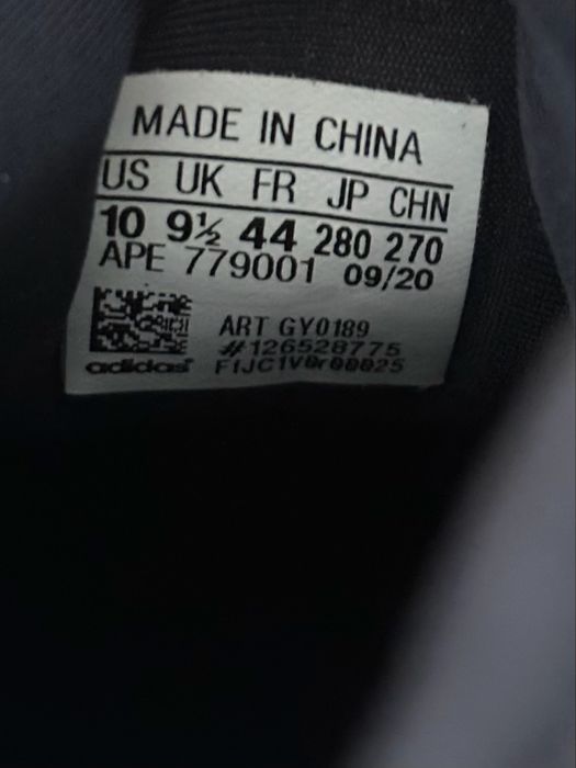 кроссовки adidas yeezy