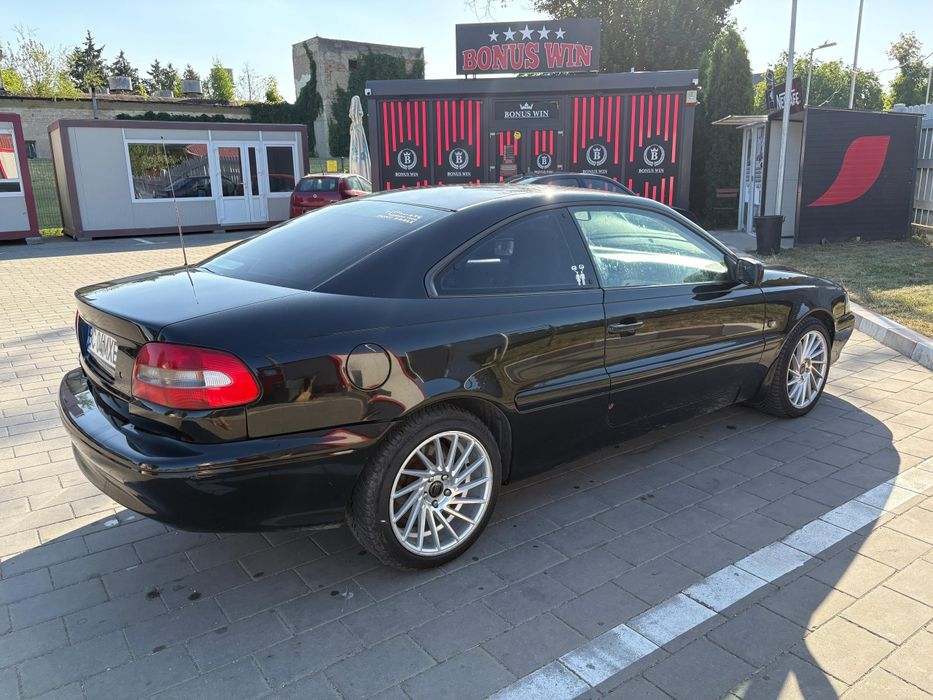 Vând VOLVO  C70 din anul 2000