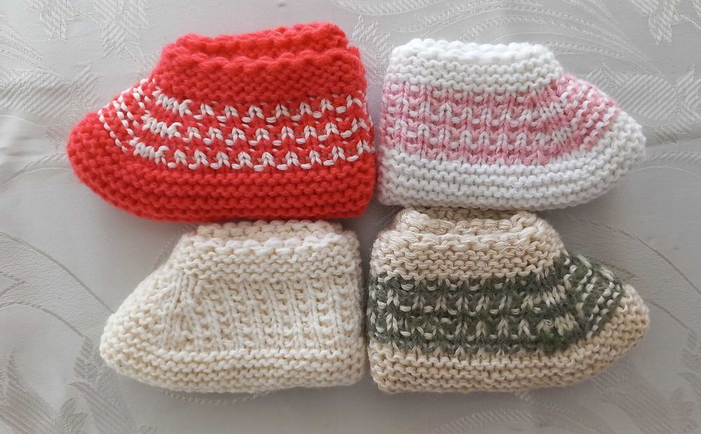 Бебешки и детски ръчно плетени терлички (също и дамски терлички)