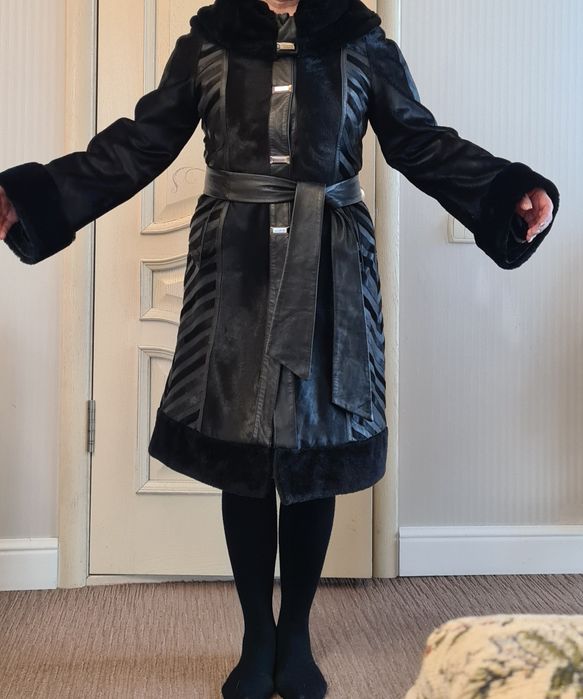 Продам Пальто-Шубу