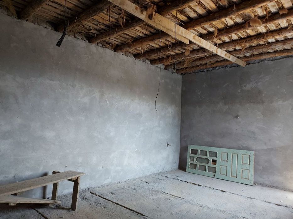 Uy sotiladi 5 sotix. Amir Temur mahalla, Qorasuv-1, MCHS baza Uchastka