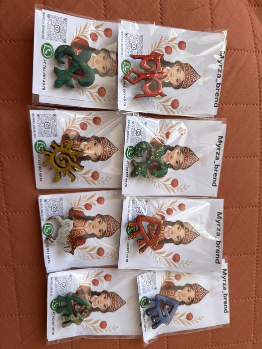 Этно брошь ручная работа.