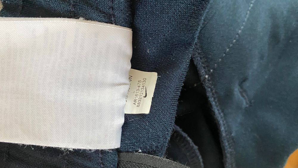 Nike NSW долнище L размер