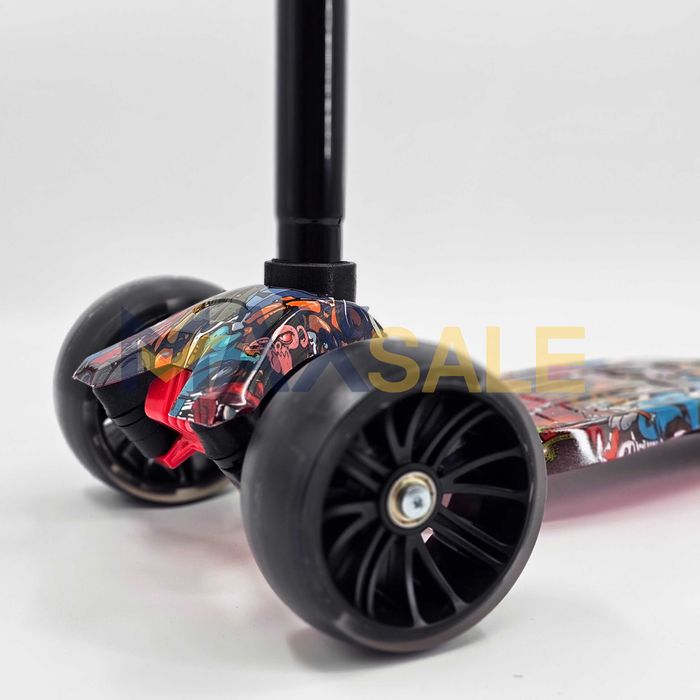 Детска триколка тротинетка черно / многоцветно с 3 светещи колела