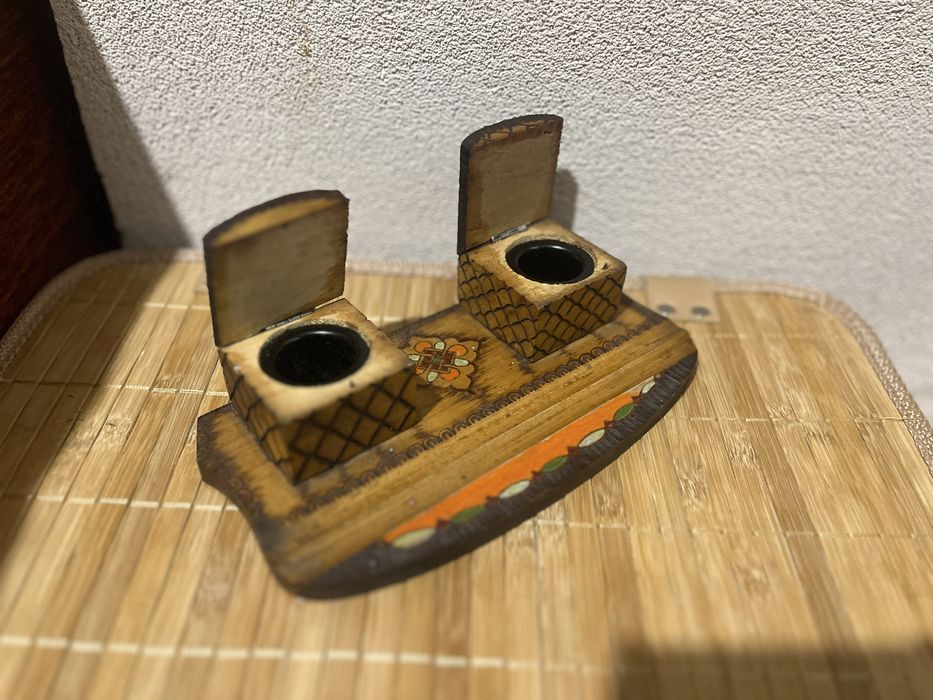 Мастилница.