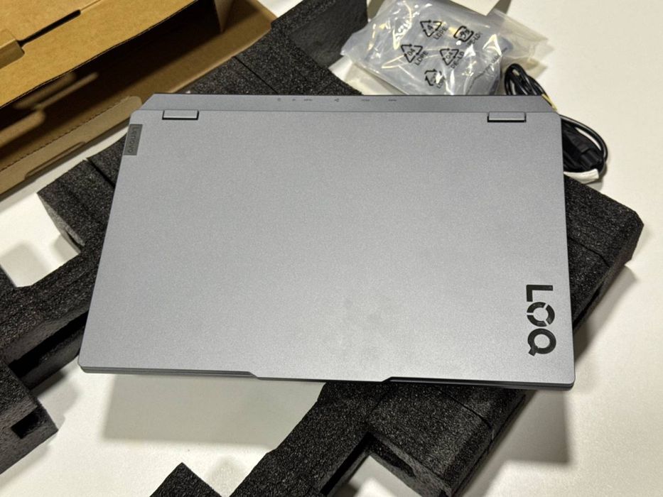 Lenovo ноутбук .