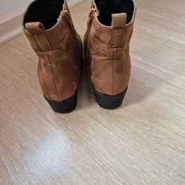 Дамски боти в много добро състояние,  номер 37