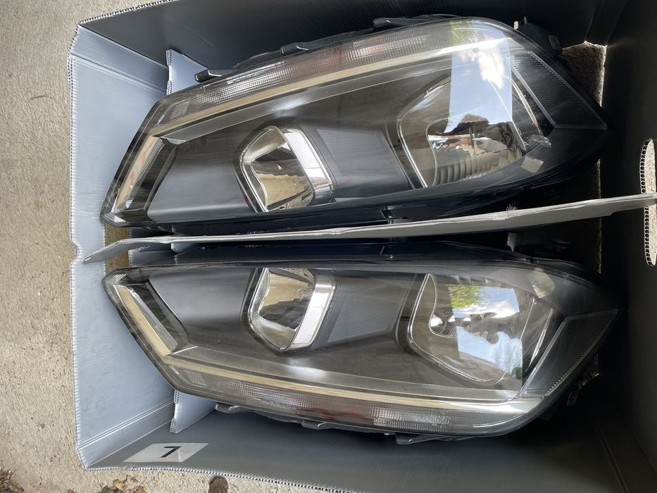 Set Faruri VW Golf 7 SportsVan Valeo