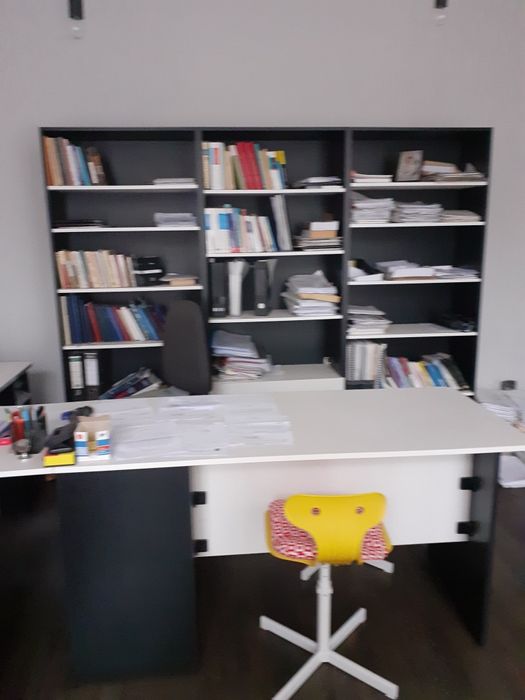 închiriez apartament 2 camere centru birou