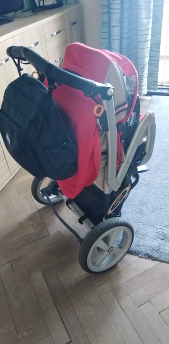 2броя Детска количка триколка CHICCO Trio S3