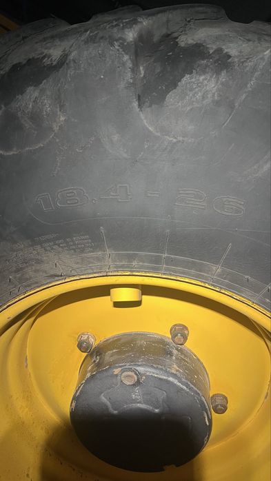 Колесо на трактор