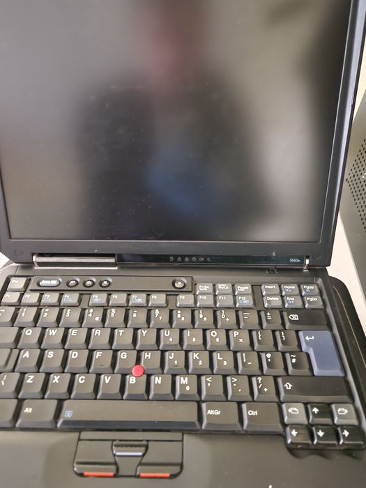 Лаптоп ThinkPad R40e