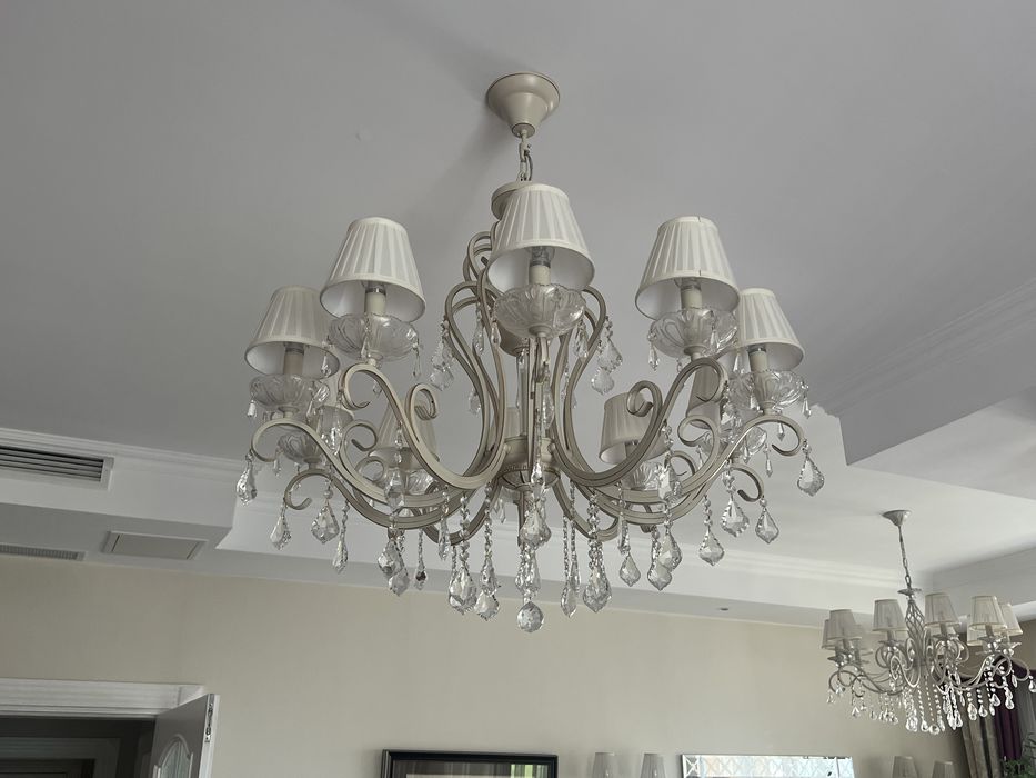 Продам люстру! Италия! Maytoni!