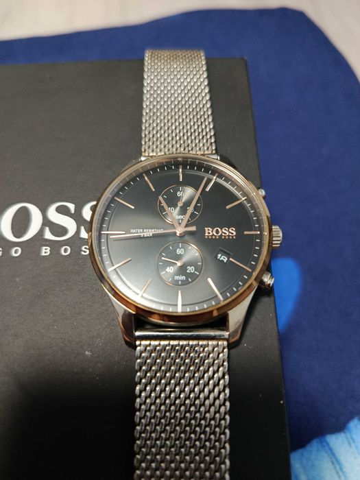 Ceas Hugo Boss că  nou