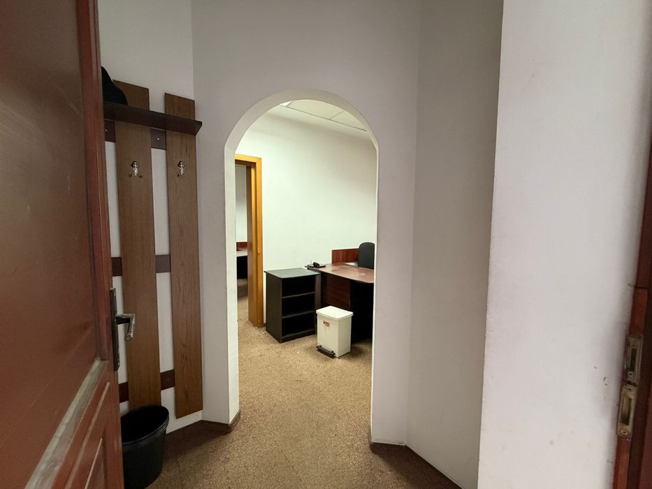 Spatiu comercial de inchiriat 60mp centru Busteni