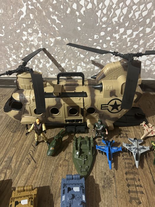 Военнен Хеликоптер-Детски-Голям