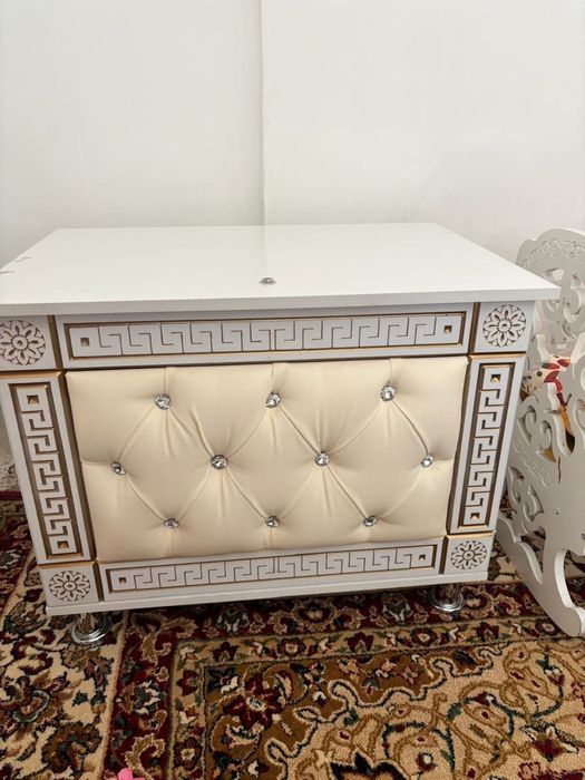 Сандык сатылады.