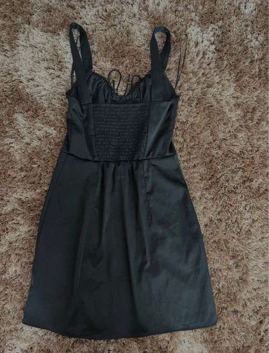 Rochie satin Bershka