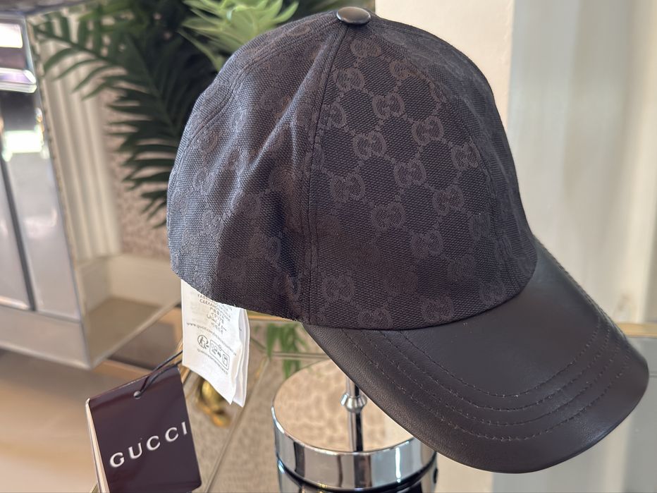 Sapca Gucci model deosebit cu detalii piele
