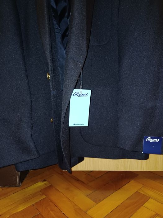 Чисто ново сако "Chums"
