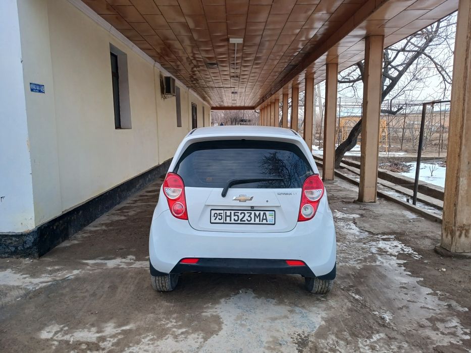 Chevrolet Spark sotiladi