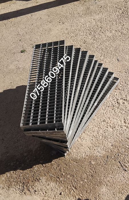 Trepte și grilaje zincate 120x28