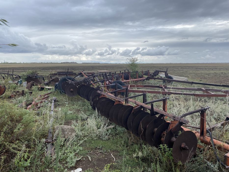 Продам трактор Лучильник