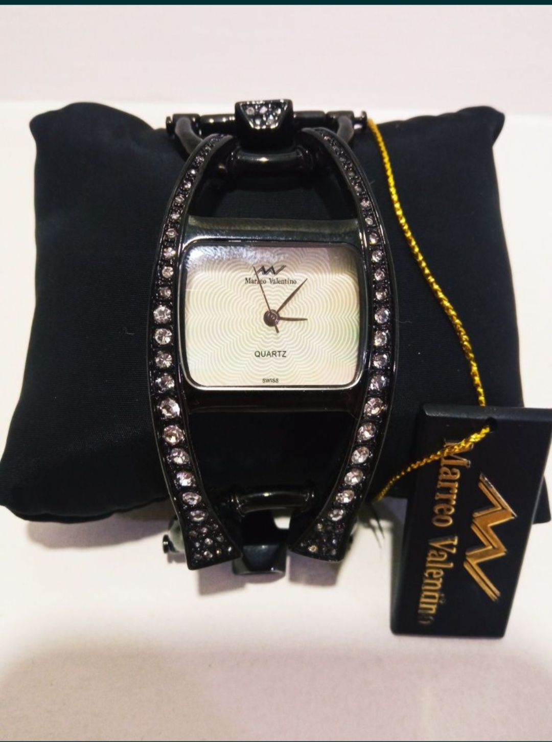 Marreo hot sale valentino watches