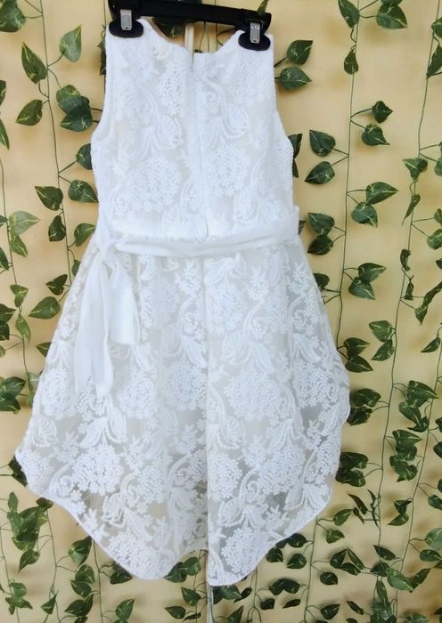 Рокля за момиче от 98 до 110 см