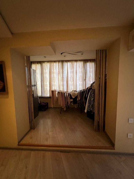 Продается стильная квартира-студия в центре города на Азиз базаре!