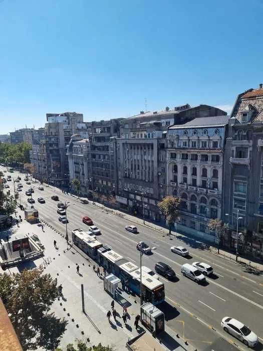 Vind apartament cu 2 camere Piata Romana, balcon 8,52m ,ideal airbnb