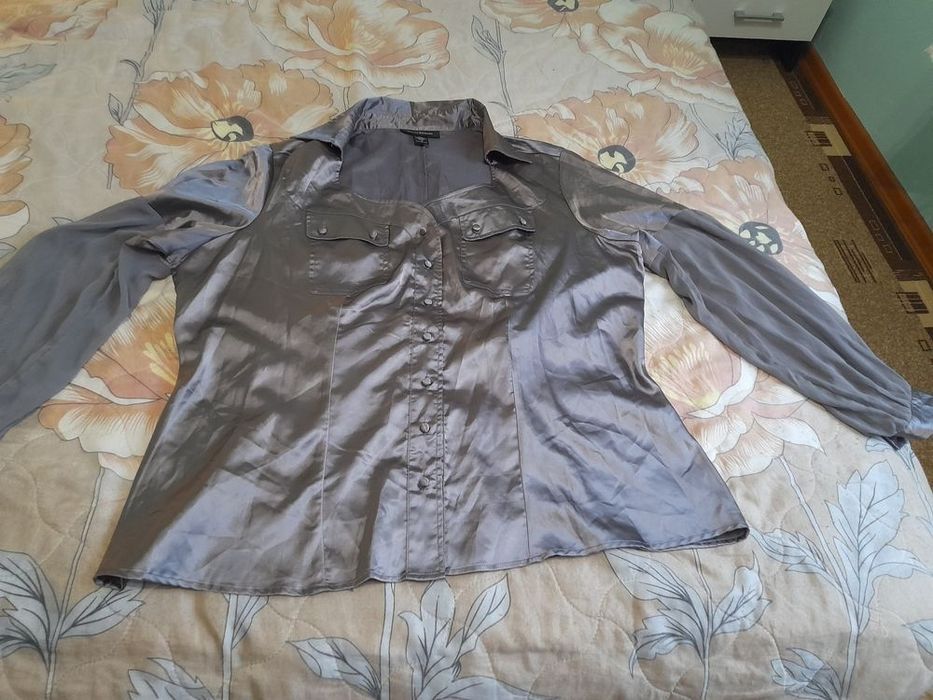 Дамска  официална  риза