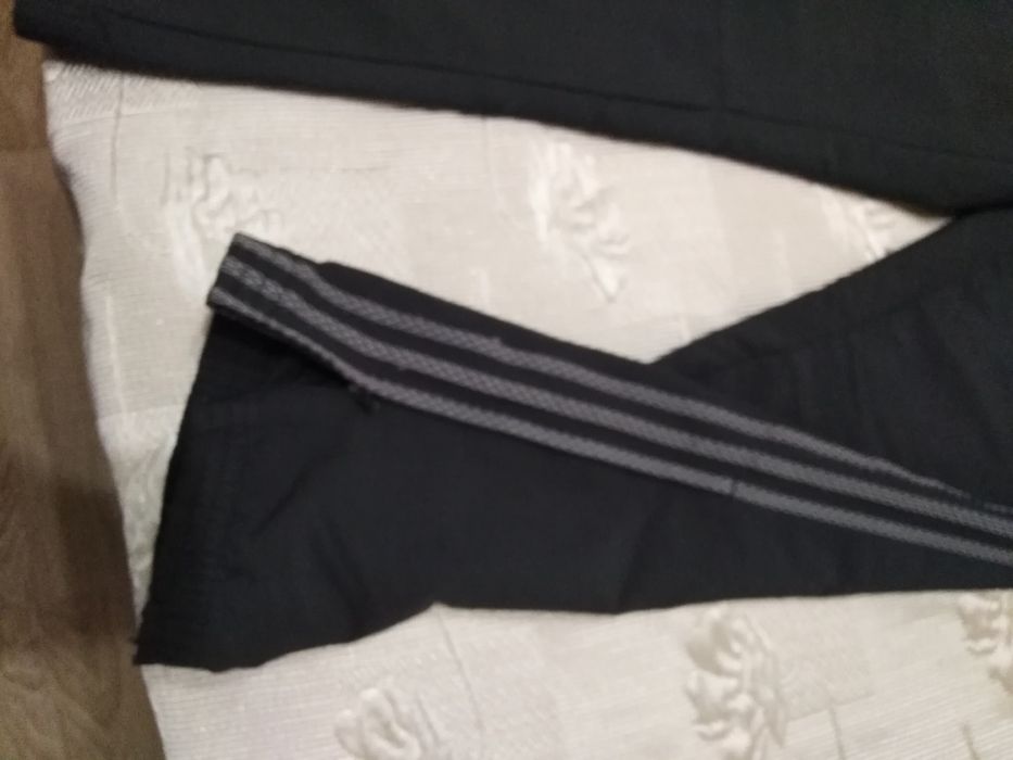 Оригинални долнища на ,, ADIDAS''