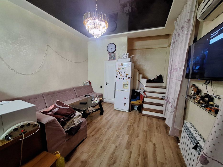 Продаётся квартира ( коттедж)