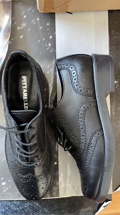 Pantofi piele noi 38 negrii