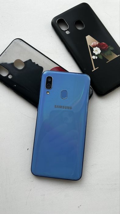 Самсунг а 40 продам