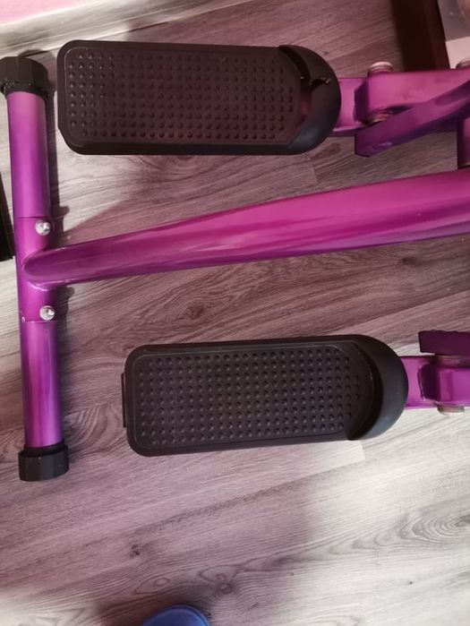 Продавам Кростренажор