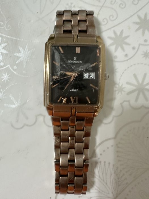 Продам часы срочно