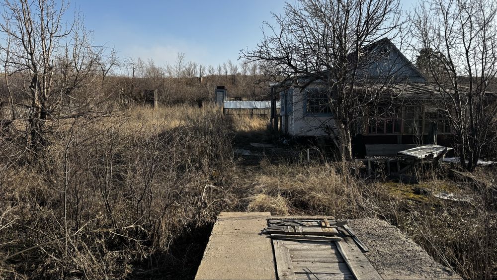 Отдам дачу на правом берегу бесплатно!