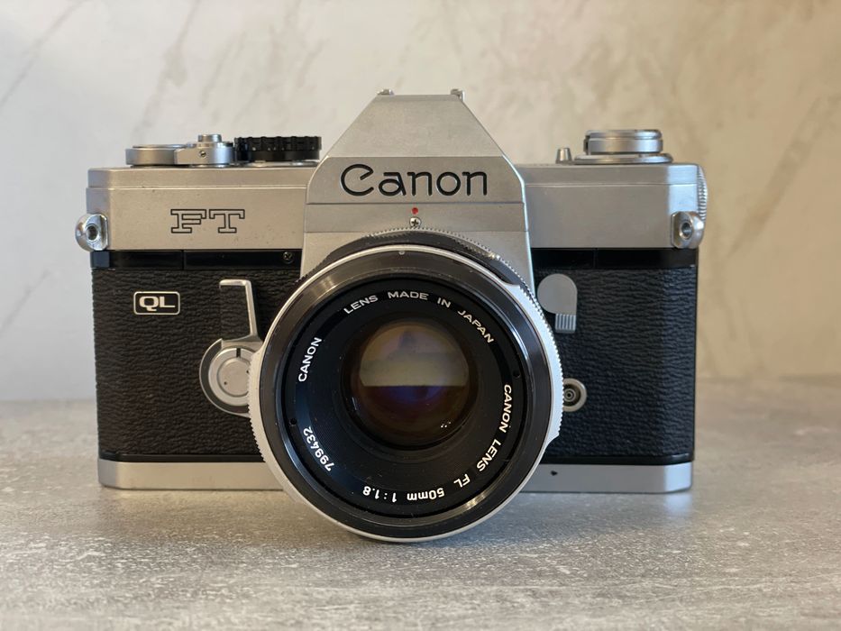 Плёночный фотоаппарат Canon FT QL + объектив 50mm f/1.8 (Japan)