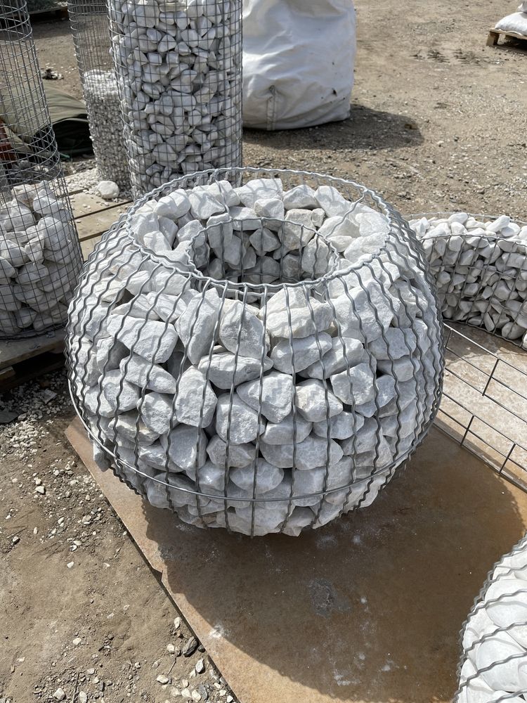 Мраморная крошка. Мраморная галька: 2 500 тг. - Декор окон Астана на Olx